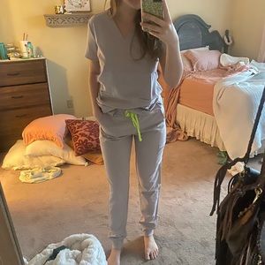 Slate FIGS Scrub set